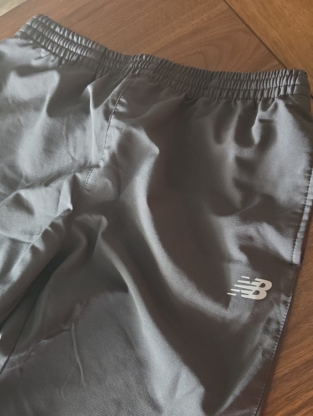 New Balance Men's Charcoal Gray Athletic Pants with Light Gray Logo Sz L